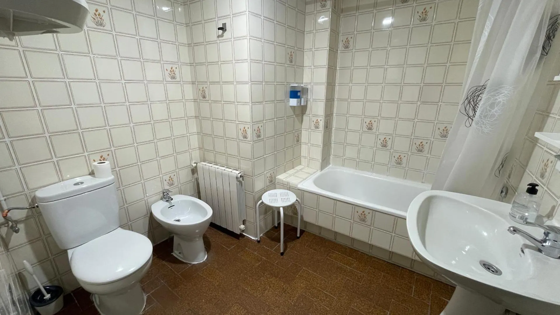 Konukevi Pension Borras Girona İspanya