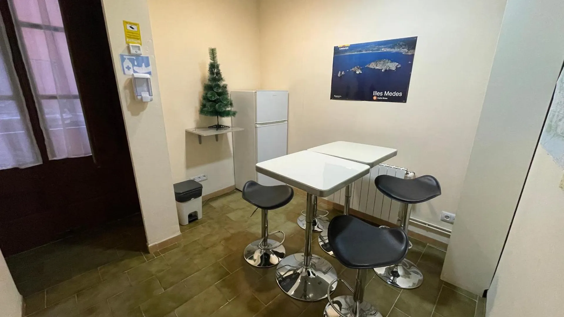 Pension Borras Girona Konukevi